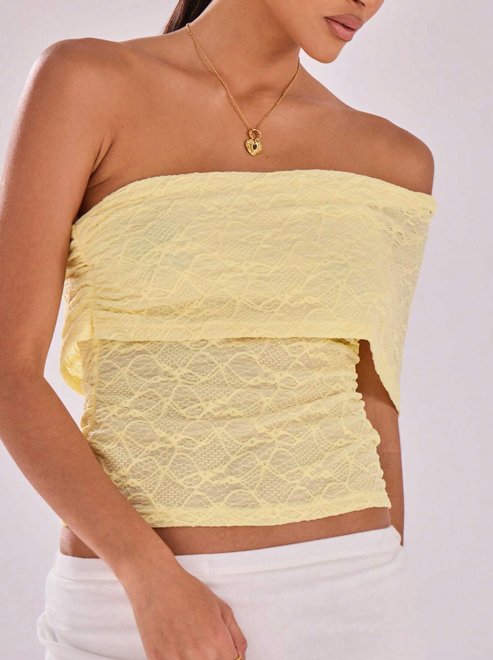 Blusa One-Shoulder™ – Moderno. Sofisticado. Vanguardista.