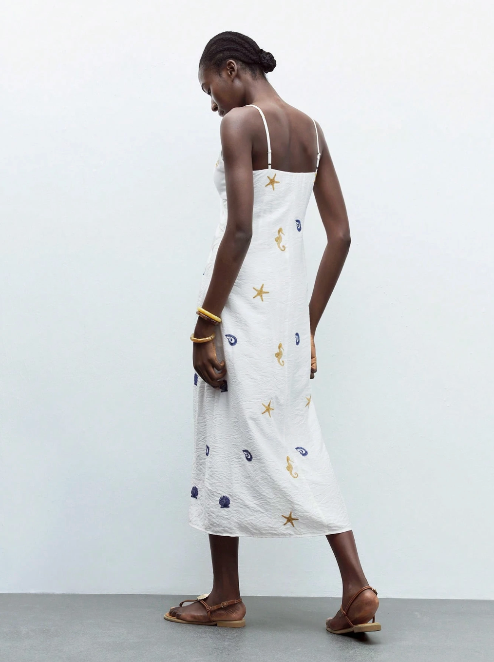 Vestido Maija Monochrome™ – Audaz. Bohemio. Inolvidable.