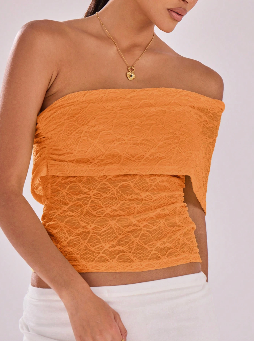 Blusa One-Shoulder™ – Moderno. Sofisticado. Vanguardista.