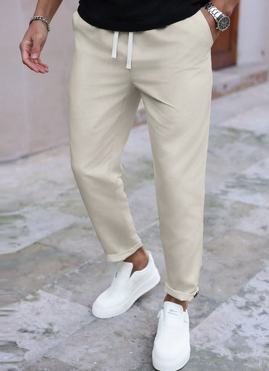 The Linear Slim Chino — Precision. Sharp. Versatile. Your New Everyday Foundation.
